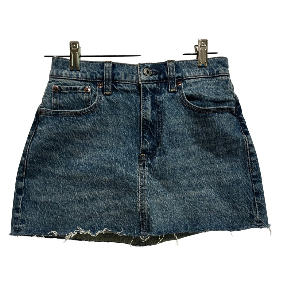 Abercrombie & Fitch Mid Rise Denim Skort skirt Raw Hem Medium Wash Blue Sz 23